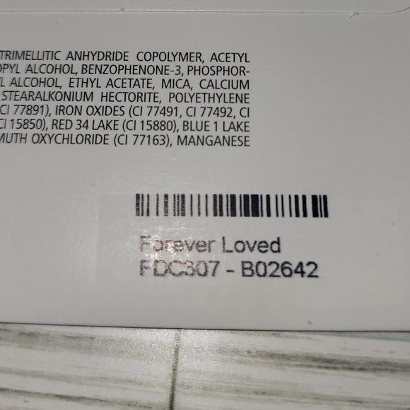 Color Street Nail Polish Strips - Forever Loved - Picture 4 of 4